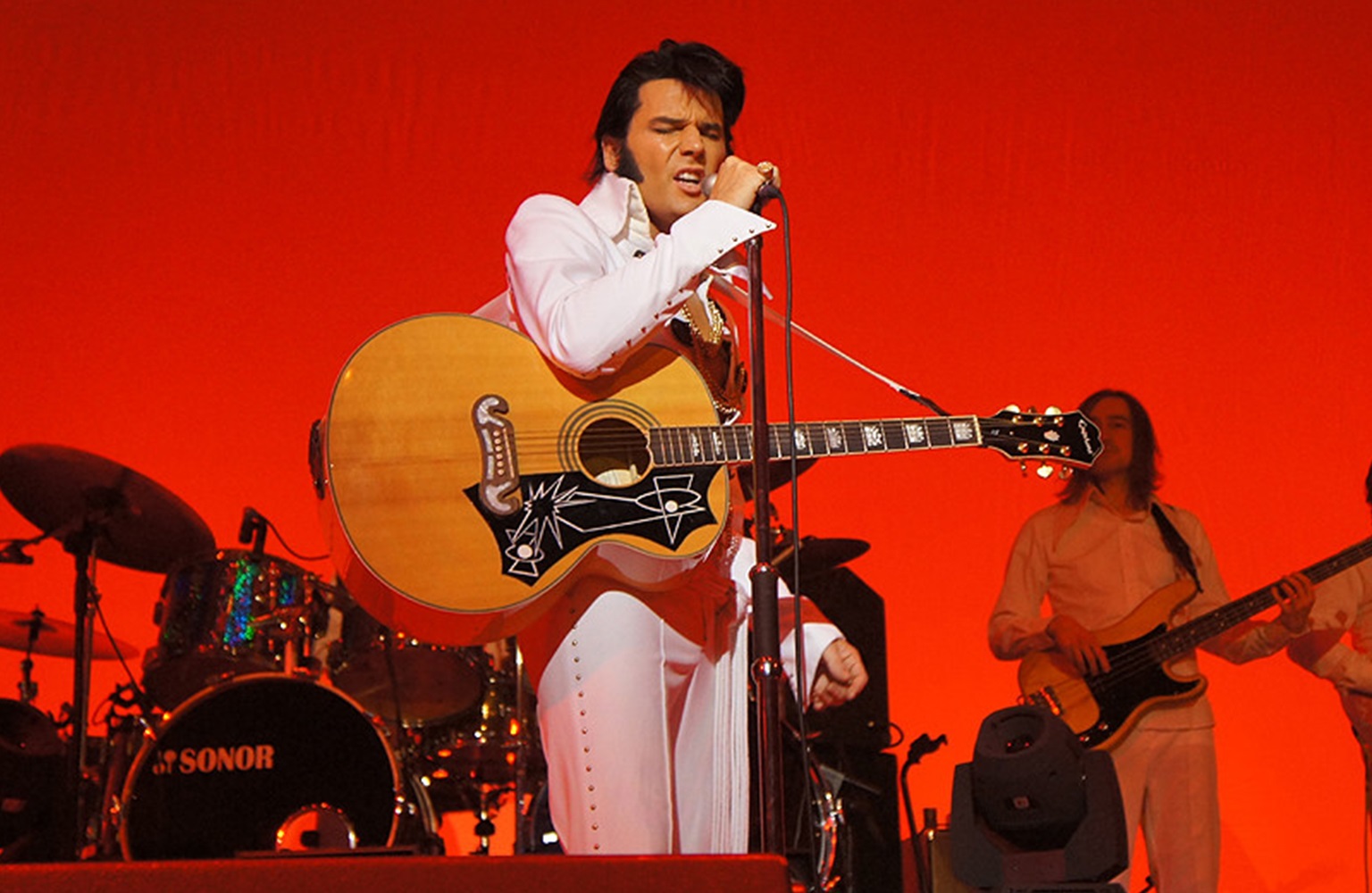 The wonder of The World Famous Elvis Show…